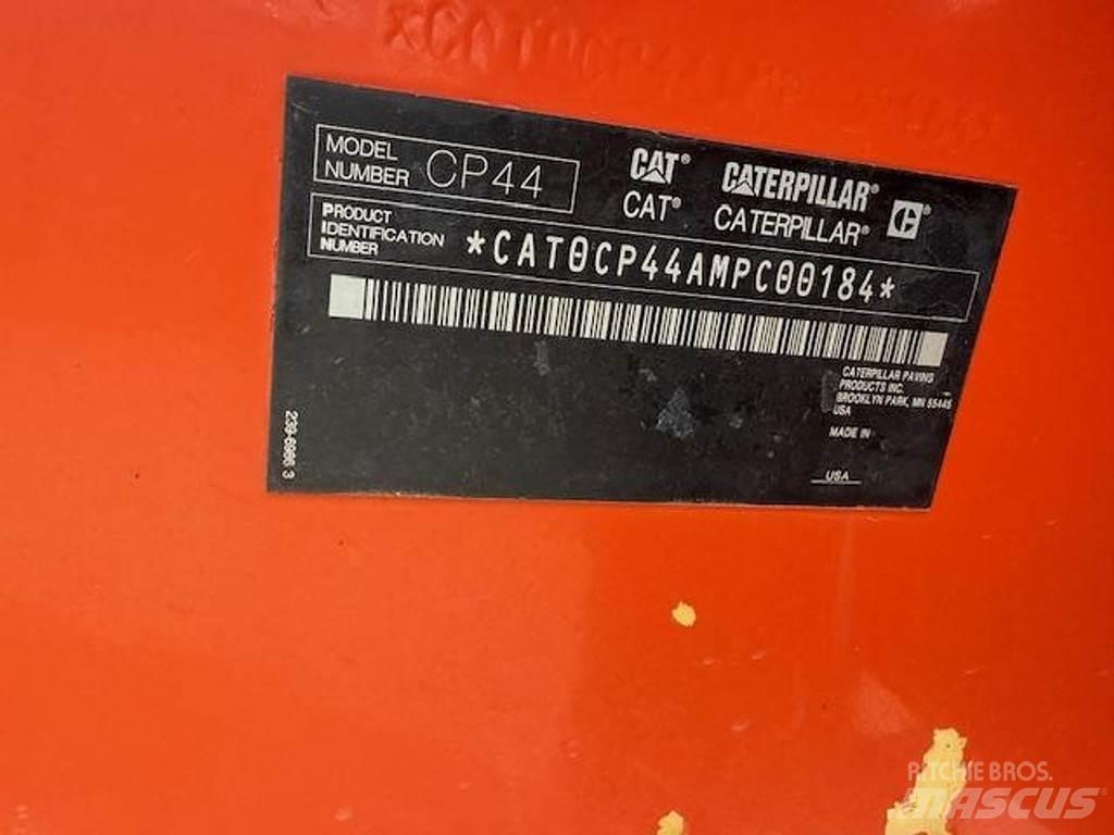 CAT CP44 Andre Valser