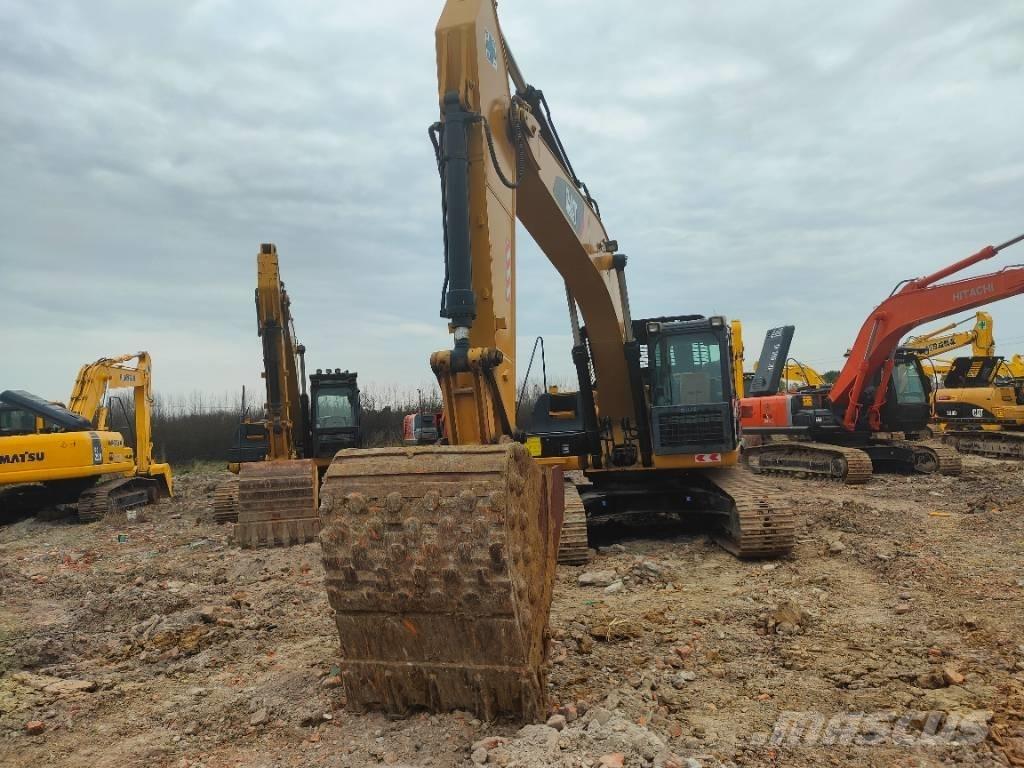 CAT 326D Beltegraver