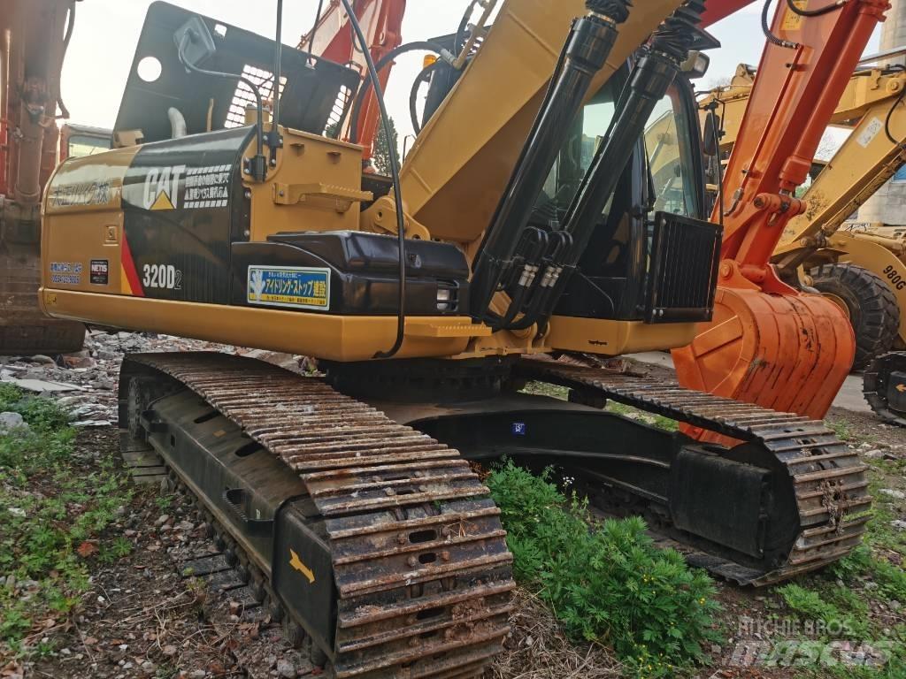 CAT 320 D2 Beltegraver