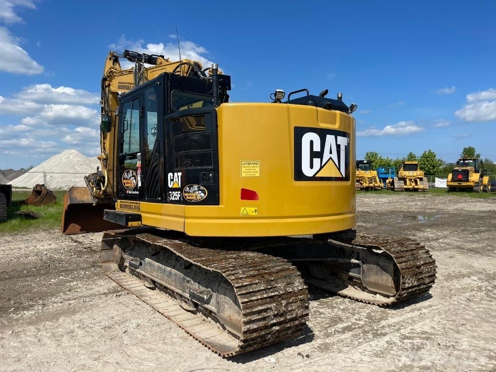 CAT 325 F Beltegraver