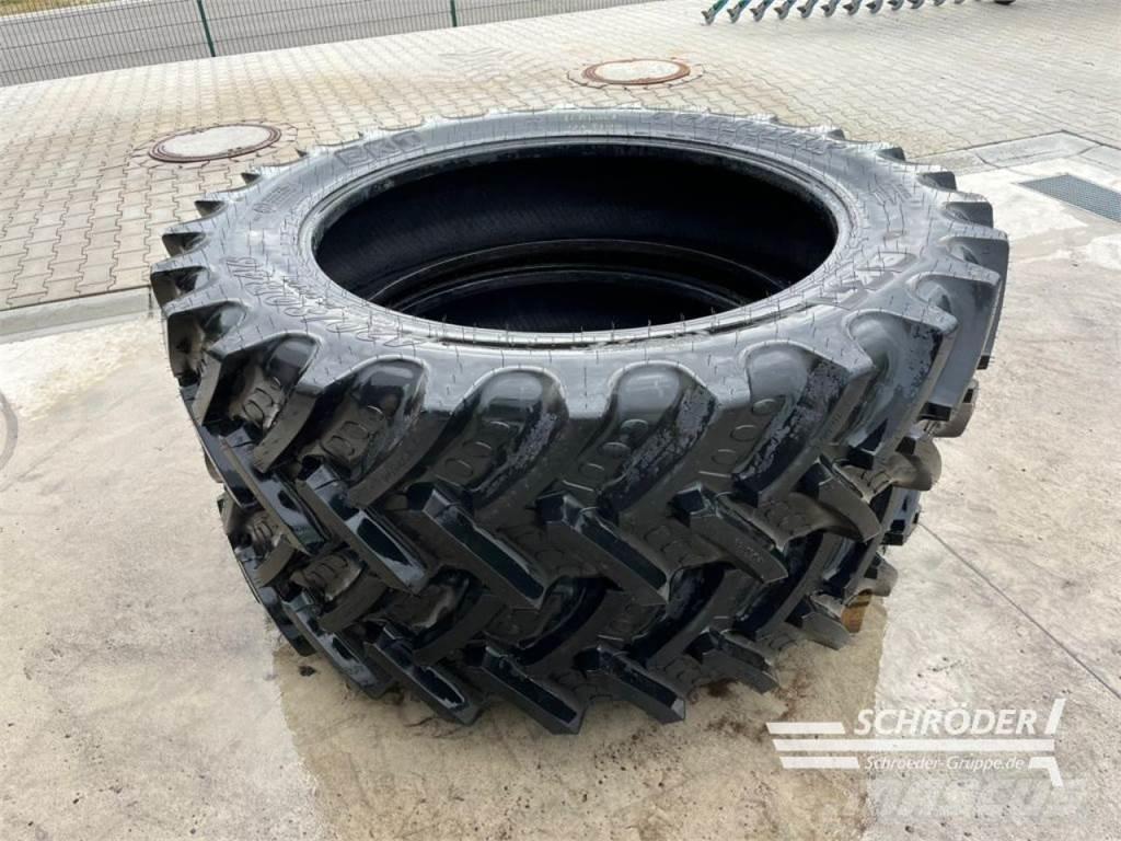 BKT 2X 420/80 R46 Dekk, hjul og felger