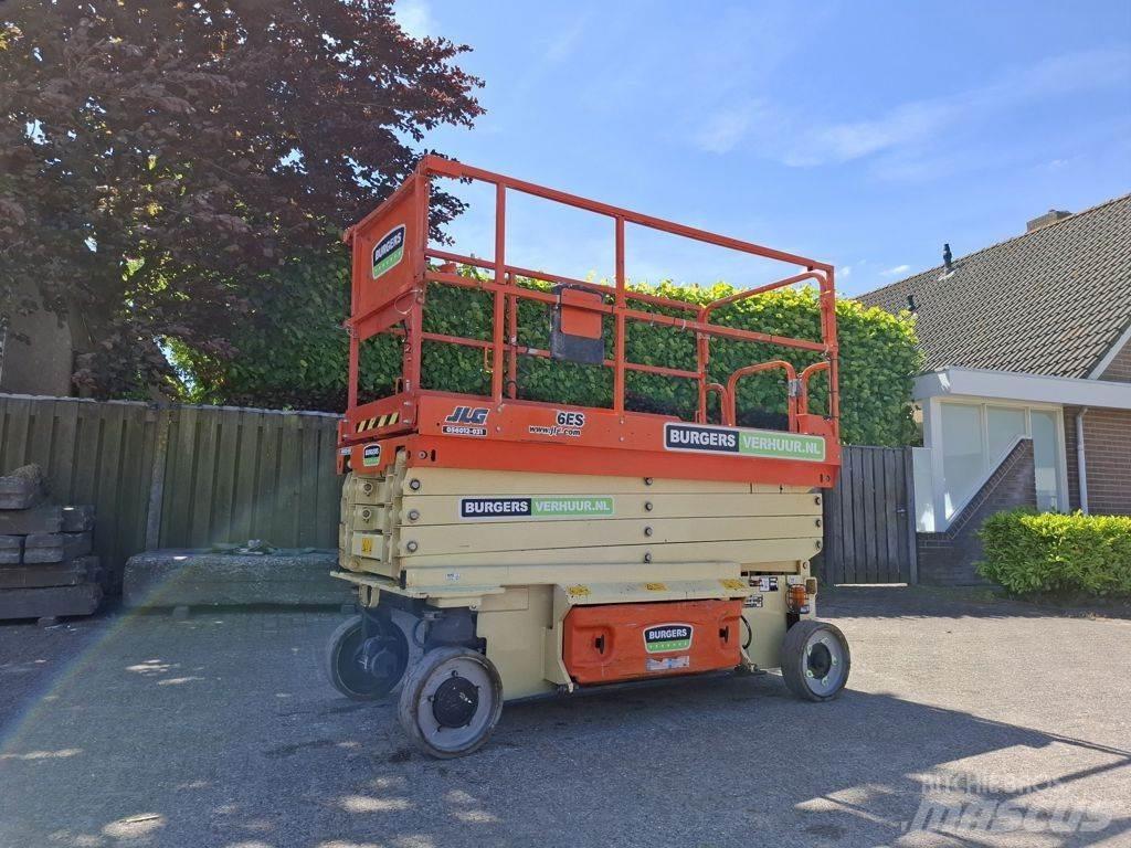 JLG 3246ES Sakselifter