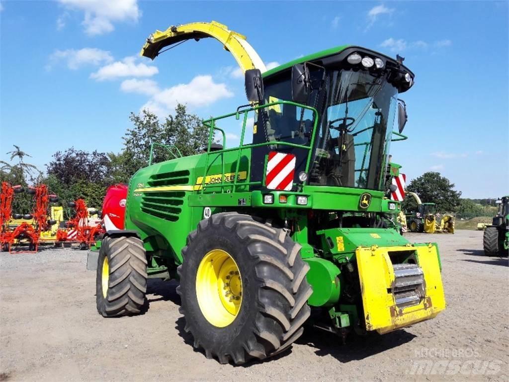John Deere 7350 Selvdrevne fôrhøstere