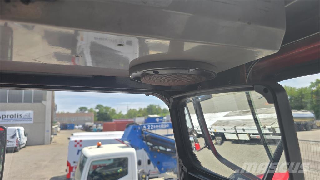 MOL YM225 Terminaltraktor