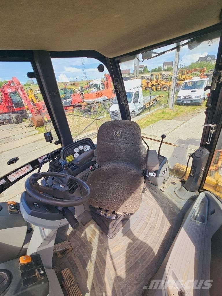 CAT 428 E Traktorgravere