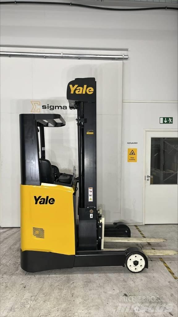 Yale MR 14 Skyvemasttruck