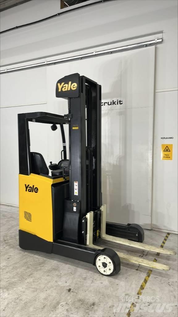 Yale MR 14 Skyvemasttruck