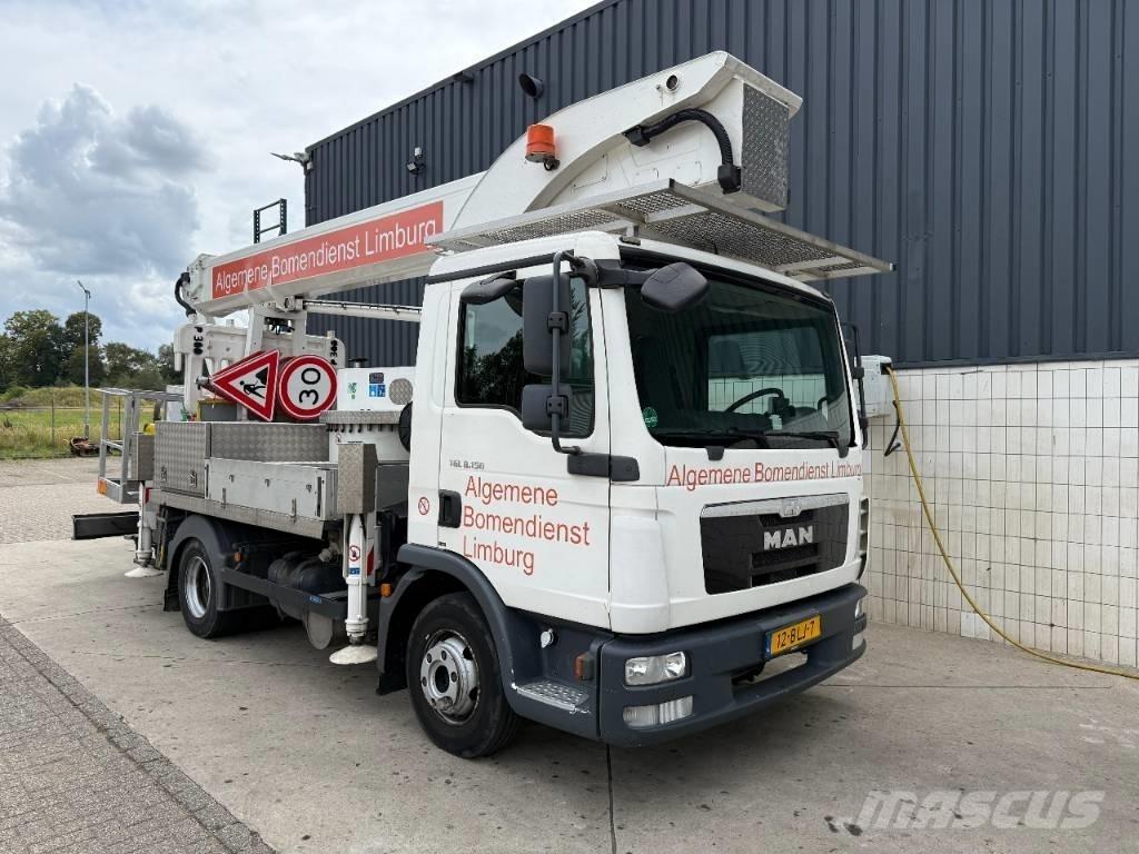 Palfinger P 300 KS Bilmontert lift