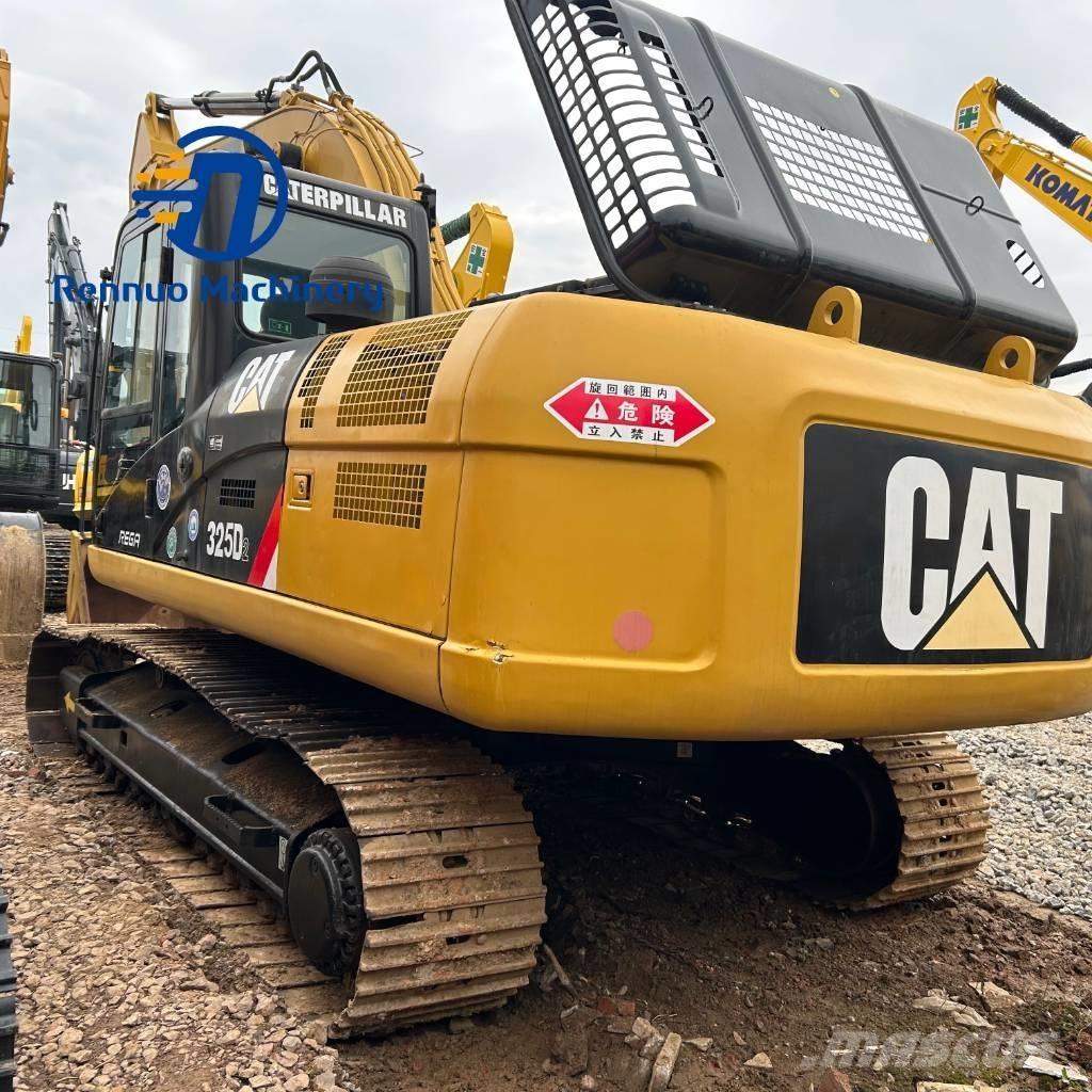 CAT 325D2 Beltegraver