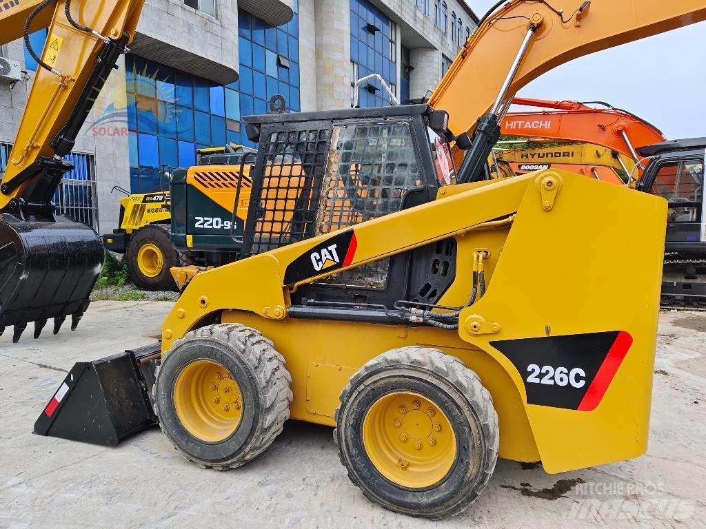 CAT 226c Kompaktlastere