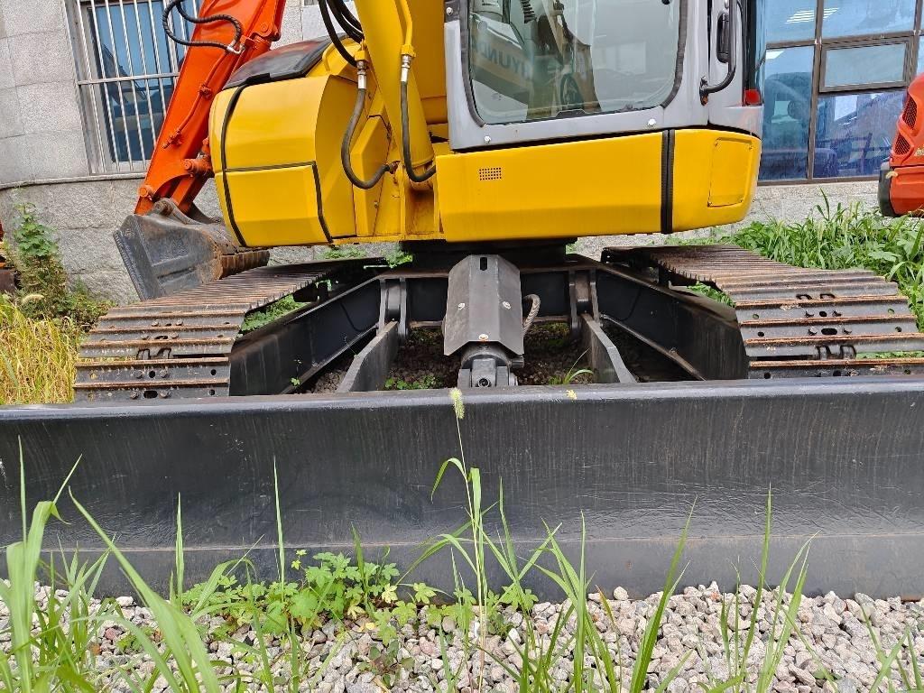 Komatsu PC 78 US Midigravere 7 - 12t