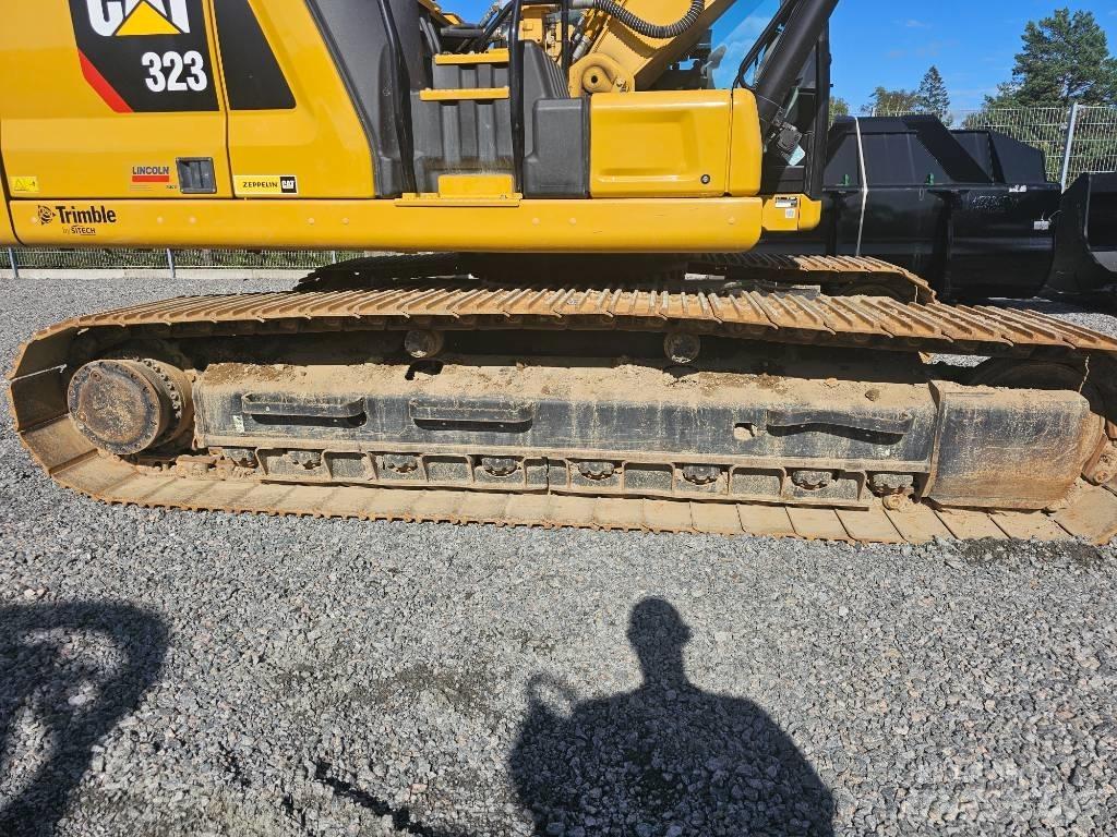 CAT 323 Beltegraver