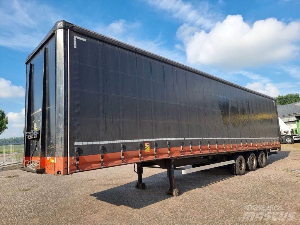 Van Hool SAF Gardintrailer