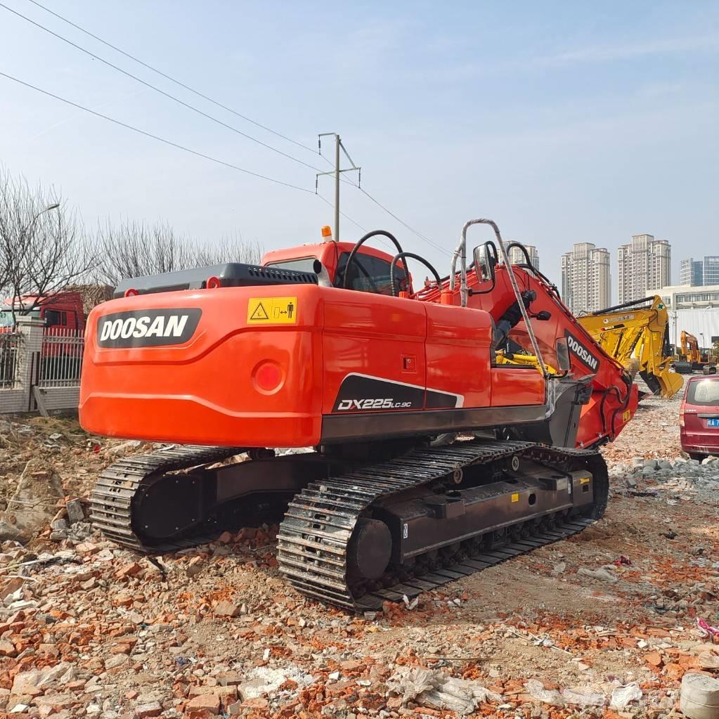 Doosan DX225LC-9C Beltegraver