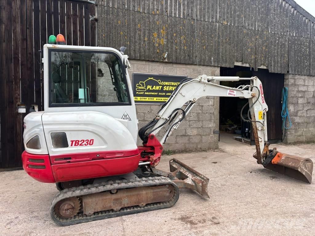 Takeuchi TB 230 Minigravere <7t