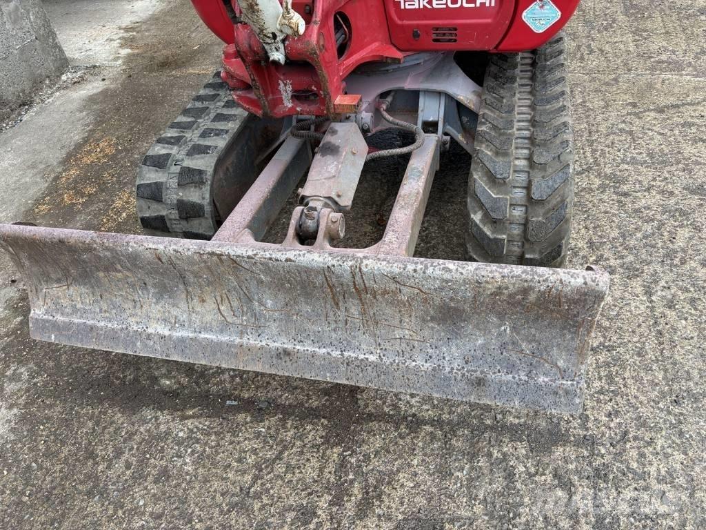 Takeuchi TB 230 Minigravere <7t