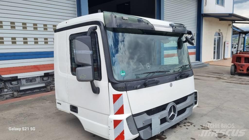 Mercedes-Benz CABIN Førerhus og Interiør