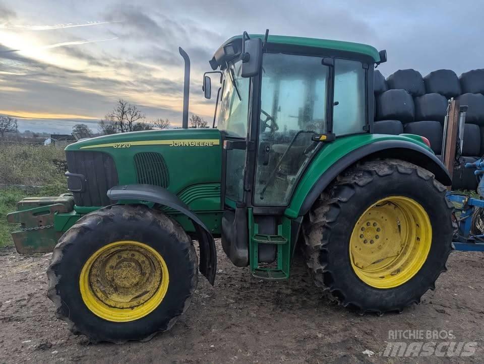 John Deere 6220 SE Traktorer