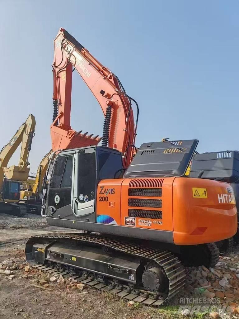 Hitachi 200-3 Beltegraver