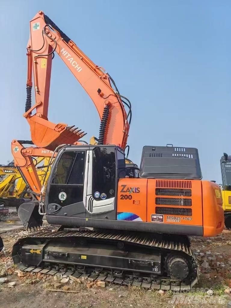 Hitachi 200-3 Beltegraver