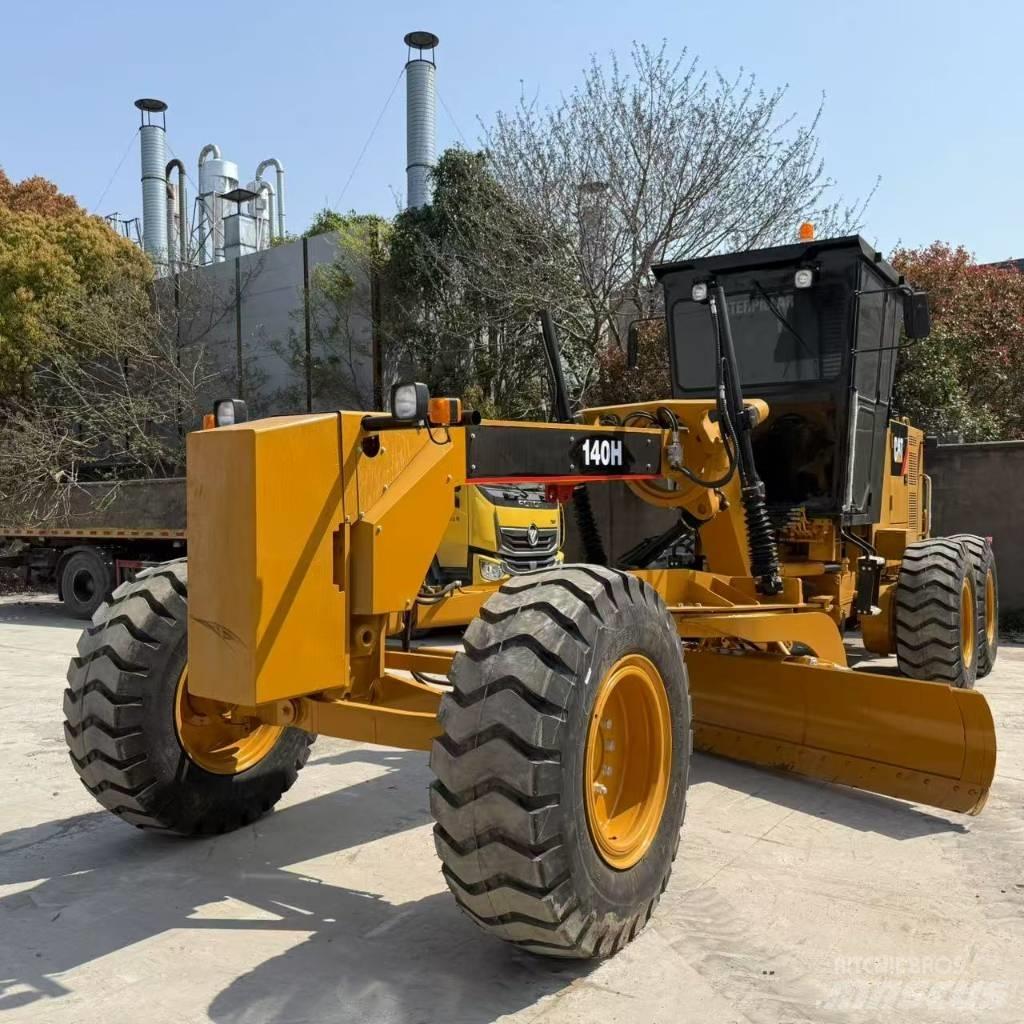CAT 140h Veihøvler