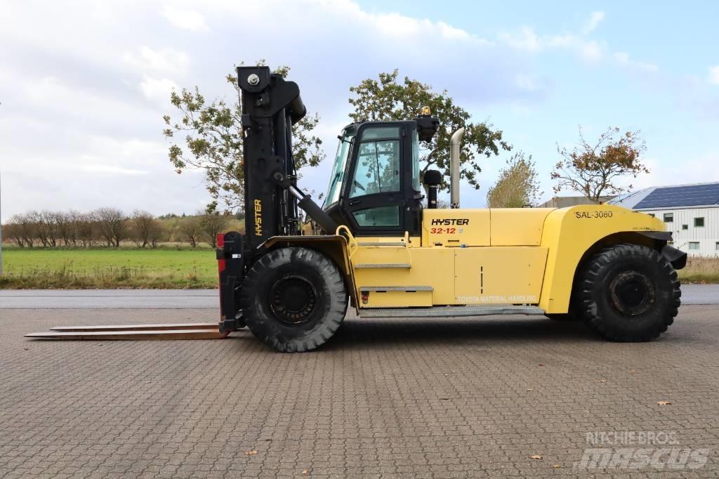 Hyster H 32 XM-12 Diesel Trucker