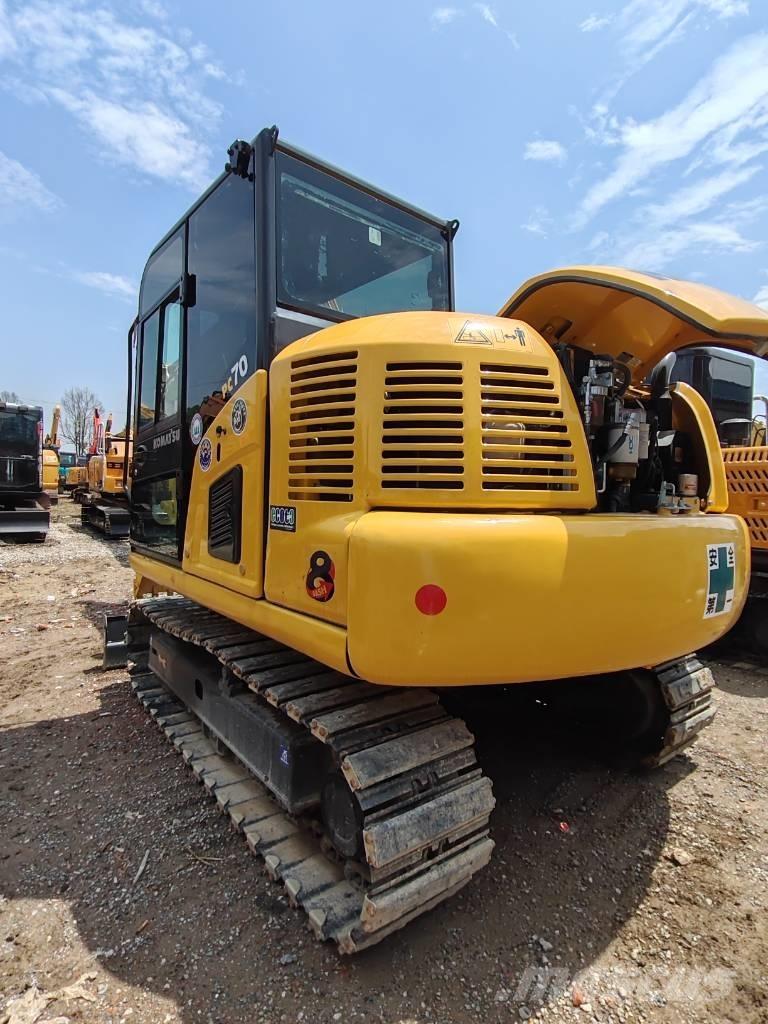 Komatsu PC 70 Beltegraver