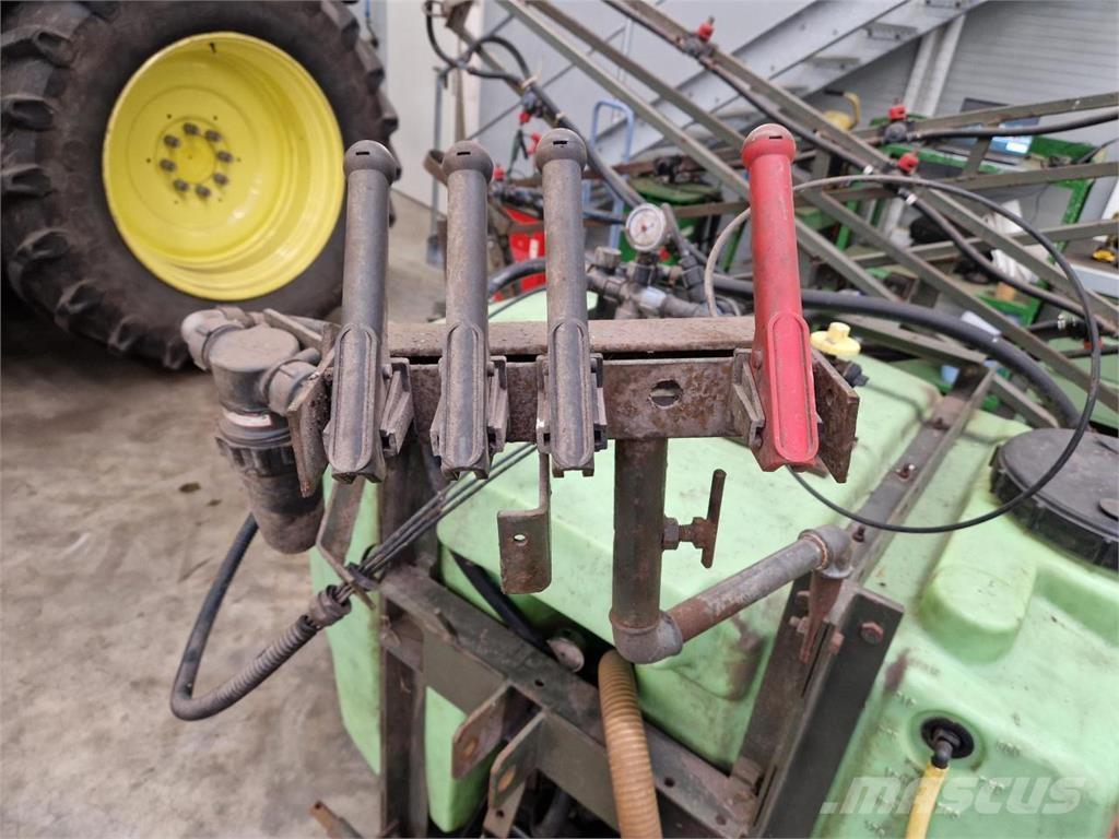 Tecnoma 800 Liter Slepesprøyter