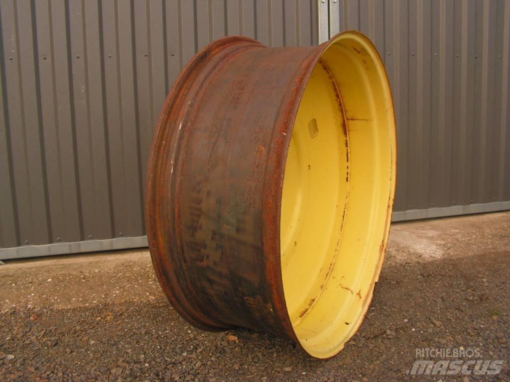 John Deere 8100 Dekk, hjul og felger