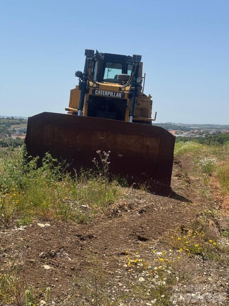 CAT D 6 T XL Dozere Beltegående