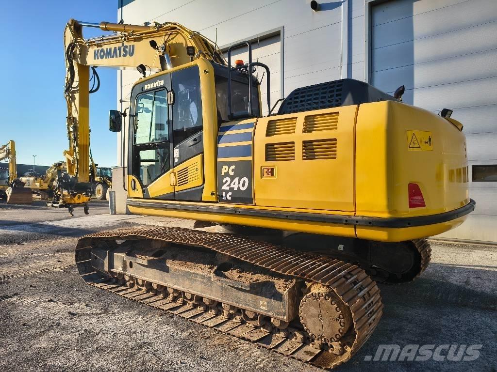 Komatsu PC 240 LC-10 Beltegraver