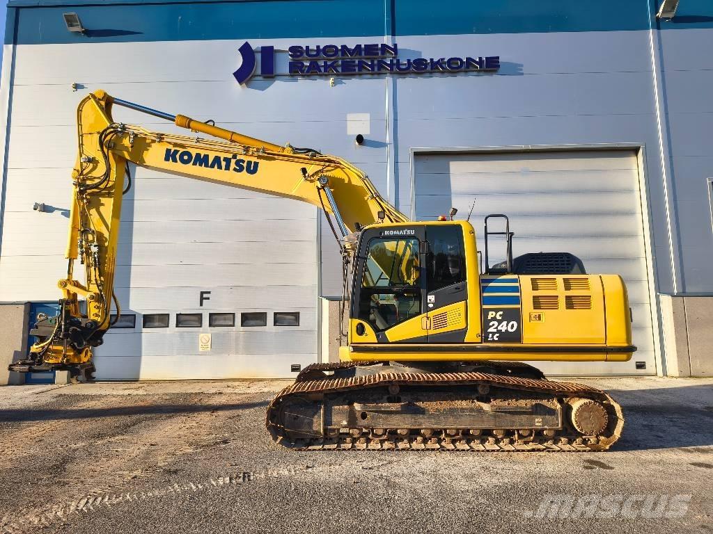 Komatsu PC 240 LC-10 Beltegraver