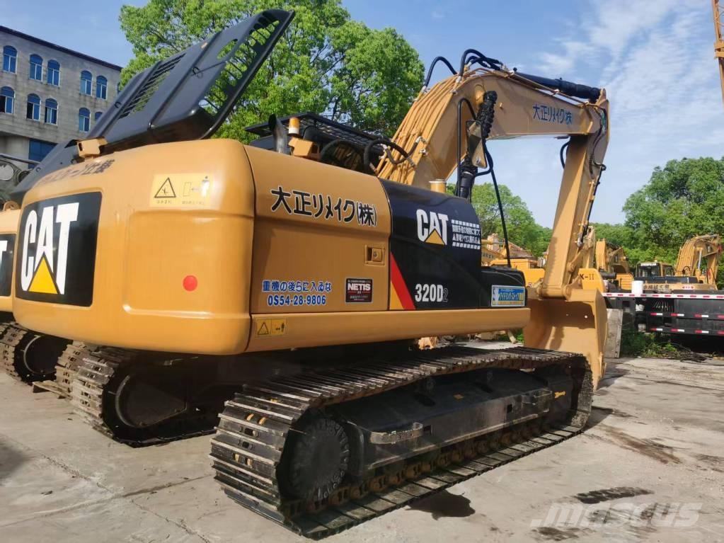 CAT 320d2 Beltegraver