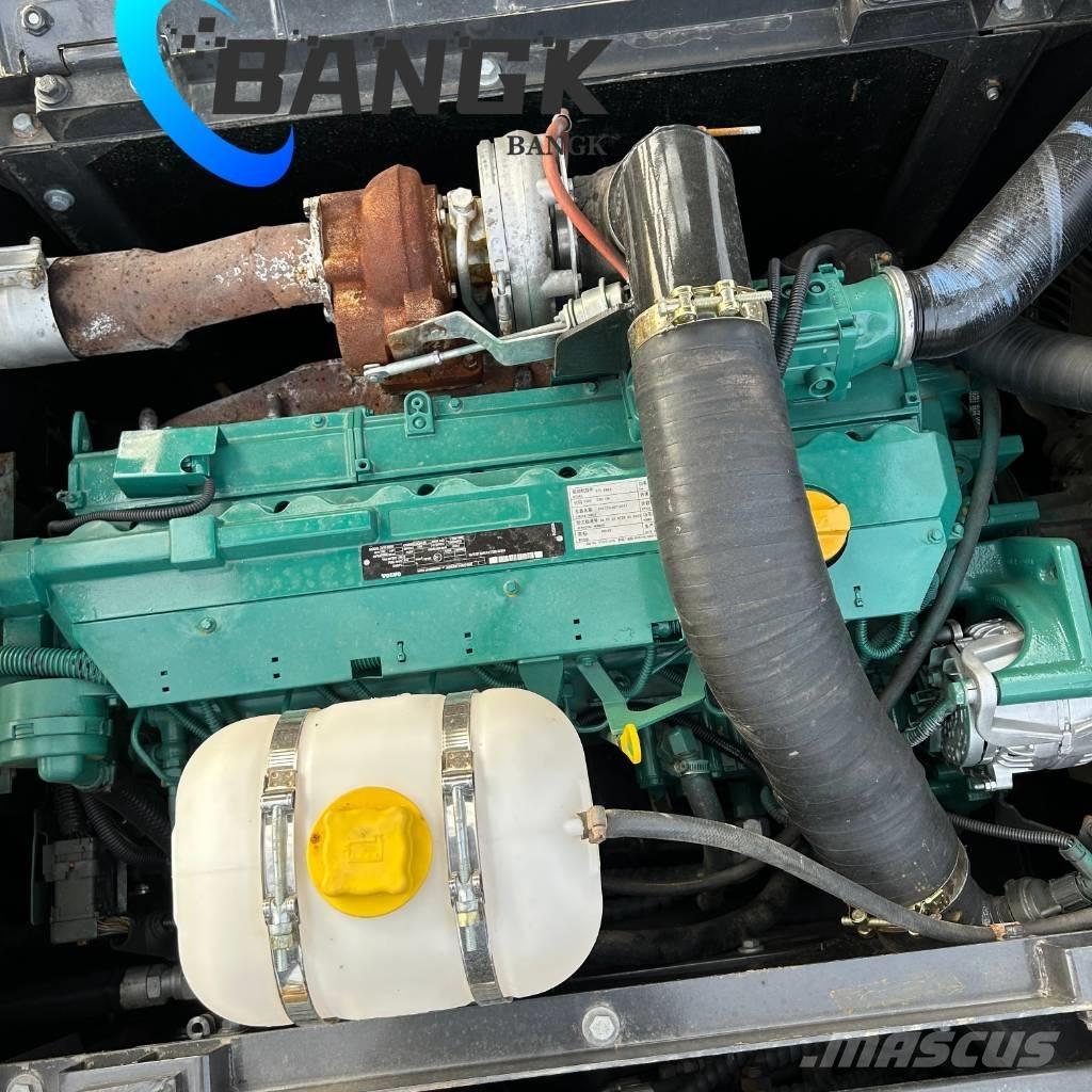 Volvo EC 240 Beltegraver