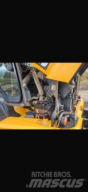 JCB TM 320 S Teleskoplastere for Landbruk