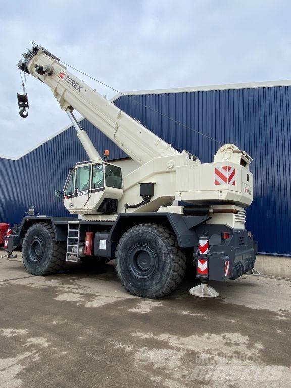Terex RT 100 Røff terreng kraner