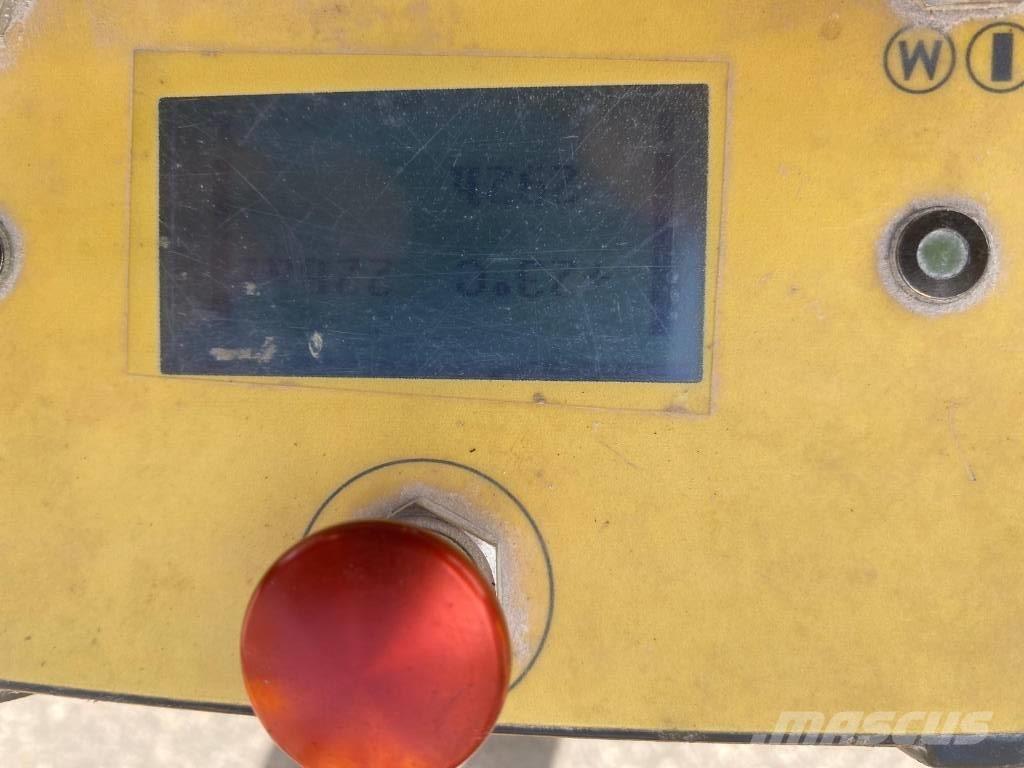 Brokk 170 Gravemaskiner for riving