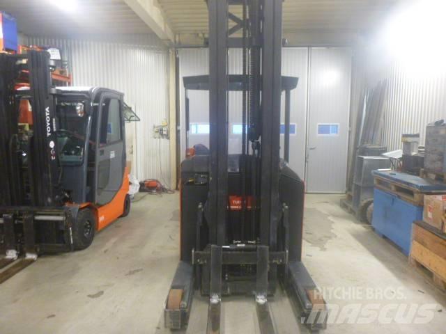 Toyota BT RR B2 Skyvemasttruck