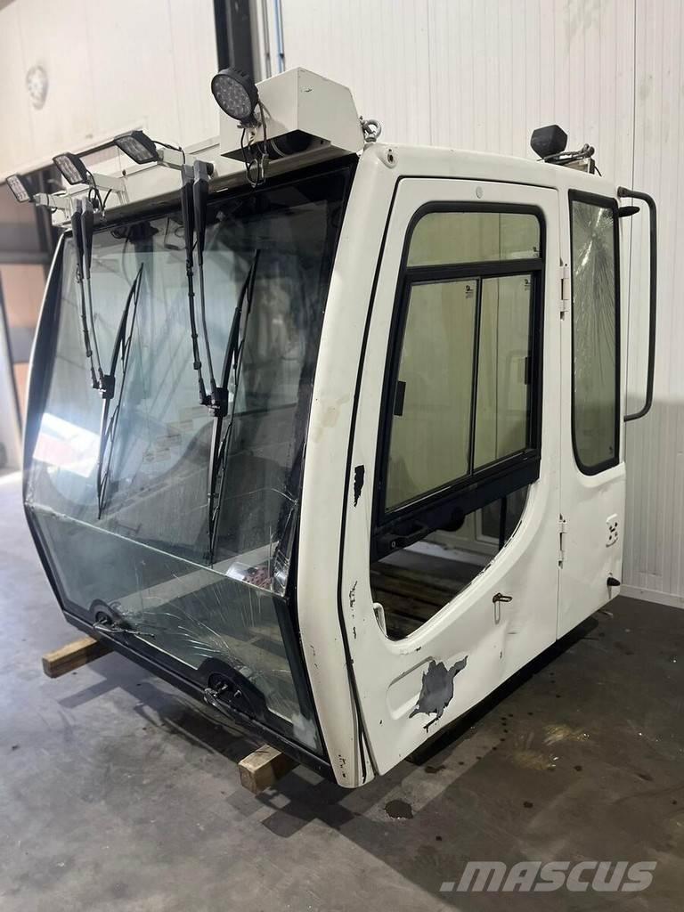 Liebherr Cabine Transport - Annet