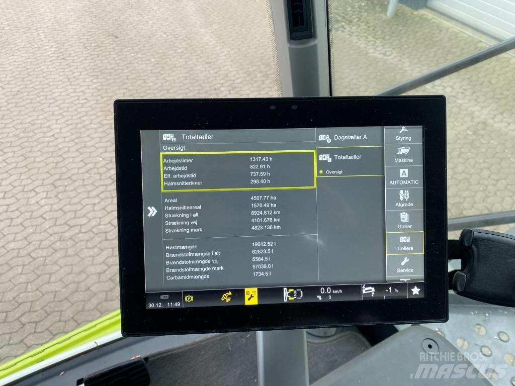CLAAS Lexion 8800 TT Skurtreskere