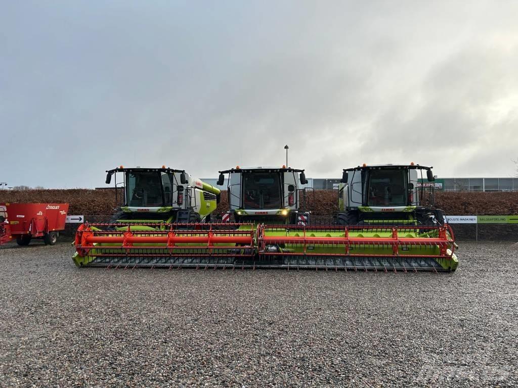 CLAAS Lexion 8800 TT Skurtreskere