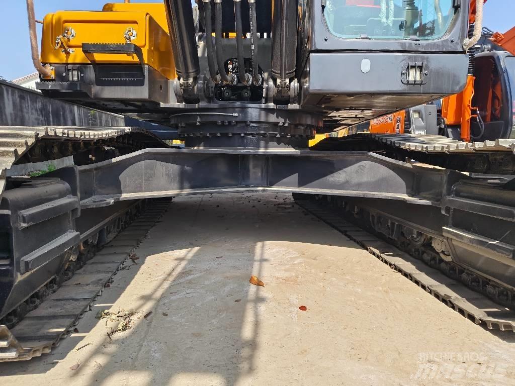 Volvo EC 380 D L Beltegraver