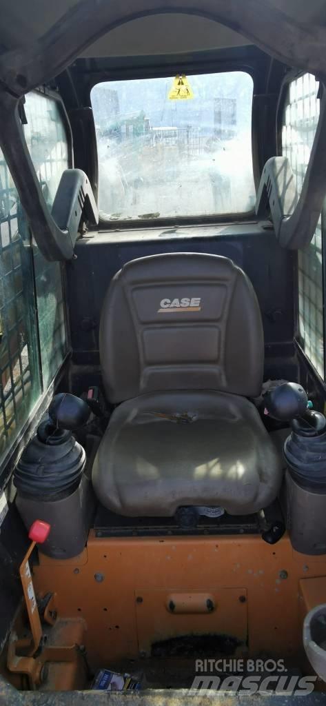 CASE 440CT Kompaktlastere