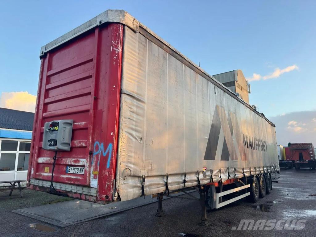 Fruehauf DISC Gardintrailer
