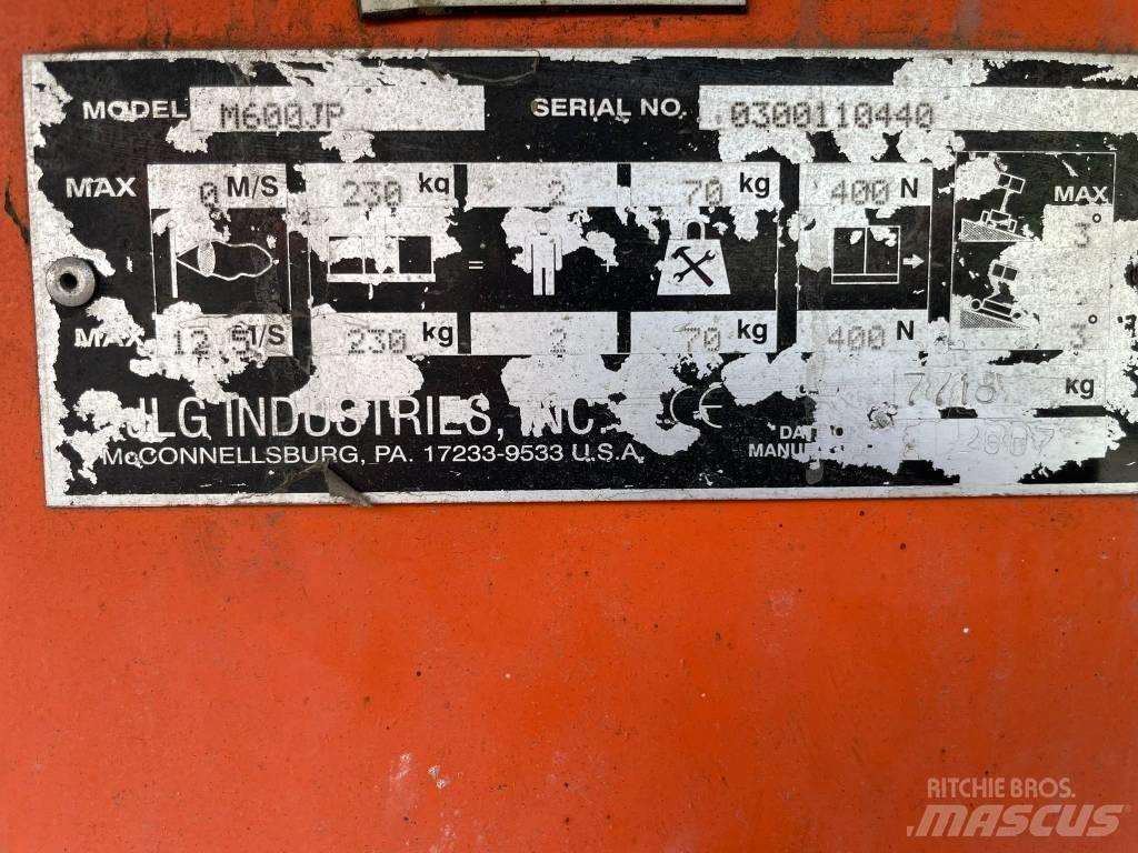 JLG M 600 JP Leddede bomlifter