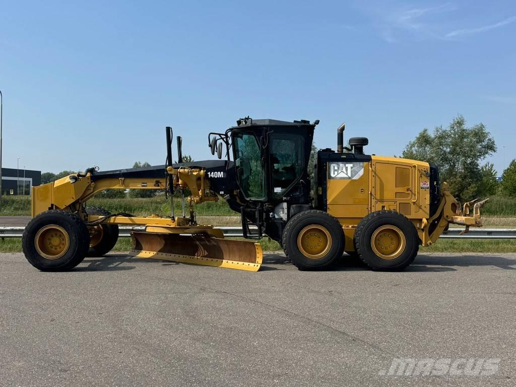 CAT 140M3 Veihøvler