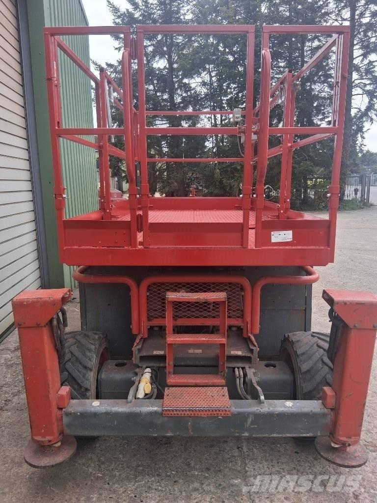 SkyJack SJ 6826 RT Sakselifter