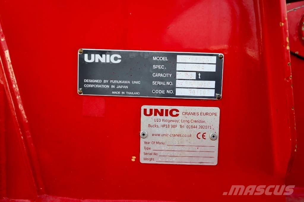 Unic URW-506 Minikraner