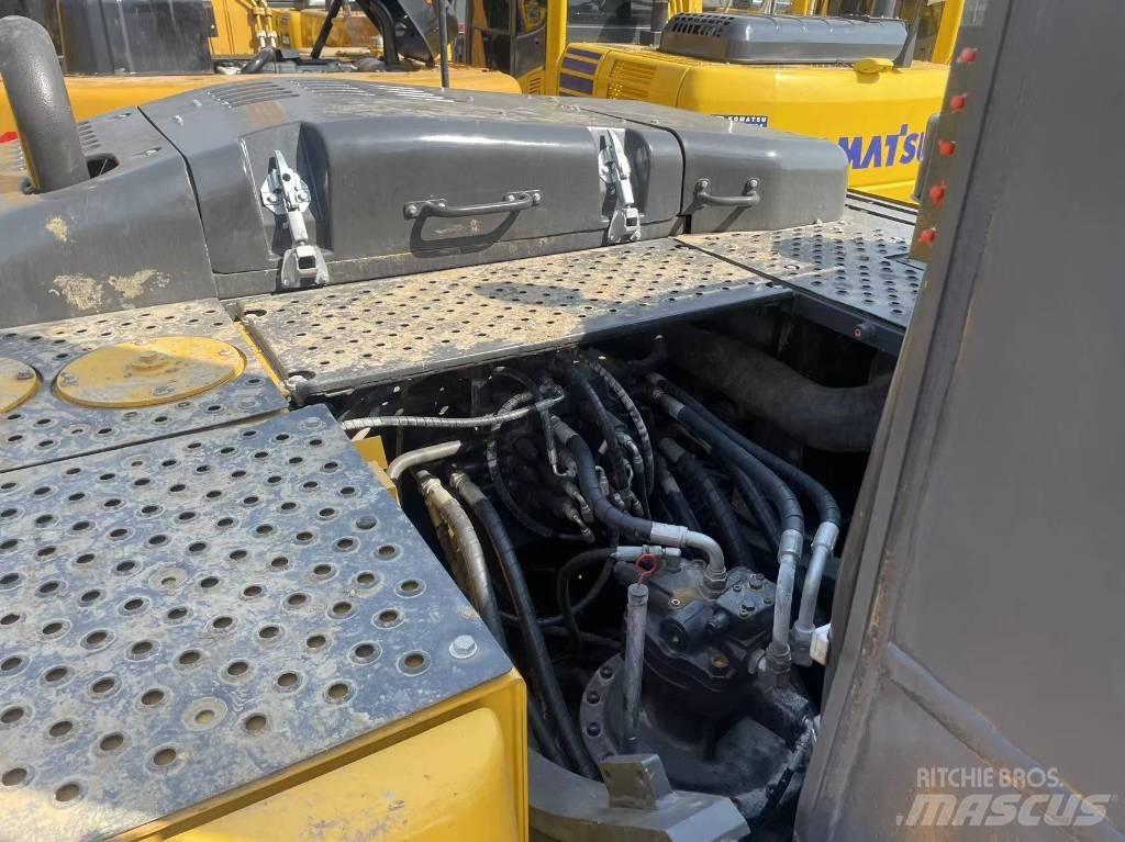 Volvo ec240 Gravemaskiner med lang bom