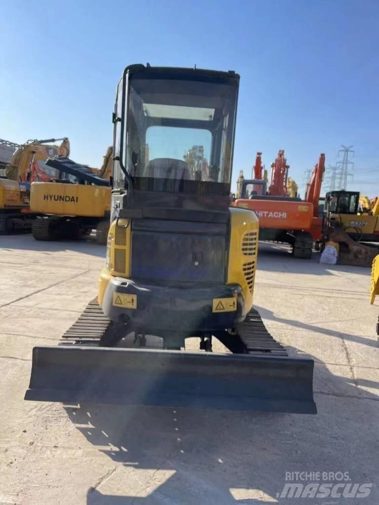 Komatsu PC 35 Minigravere <7t